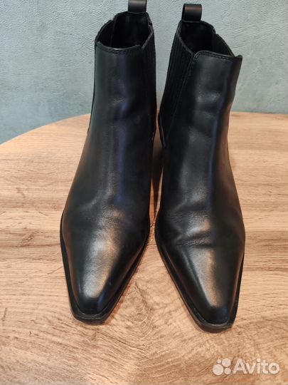 Казаки ASOS. Натуральная кожа