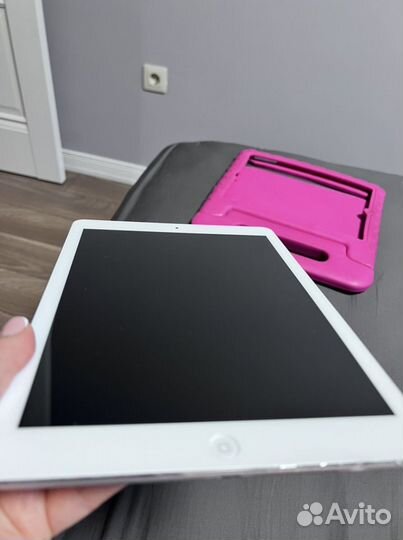 iPad air 1 64г cellular