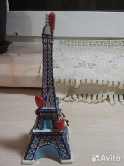 Статуэтка Эйфелева башня