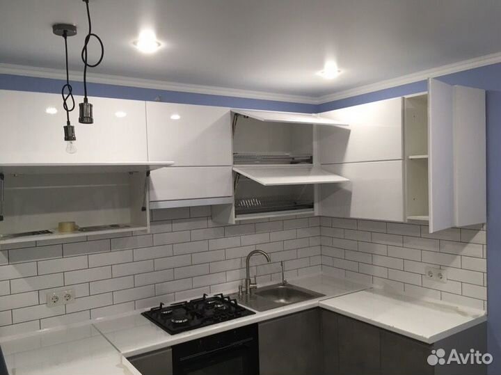 Кухонный гарнитур. Кухня с барной стойкой ксп:1800