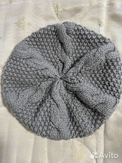 Шапки шерстяные женские