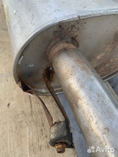 Глушитель на mitsubishi lancer 9