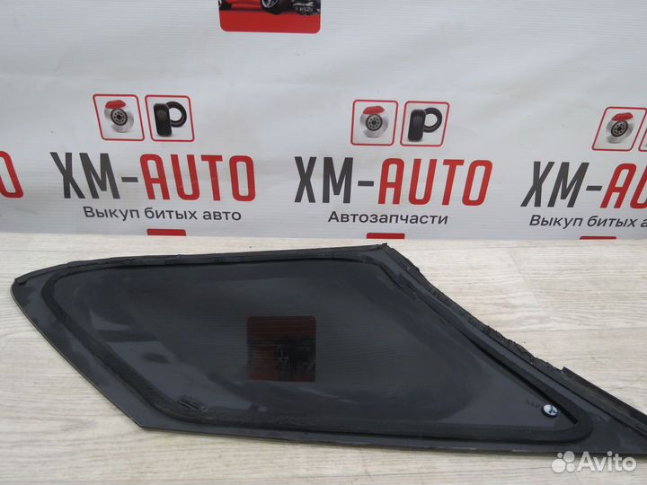 Форточка правая LADA Vesta Sw Cross