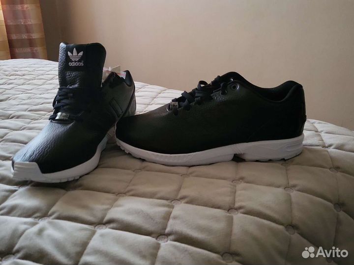 Adidas мужские кроссовки новые