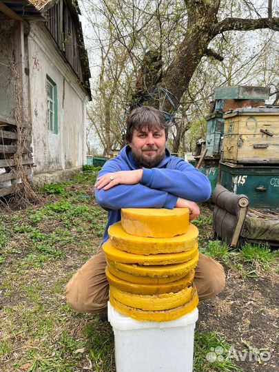 Воск пчелиный