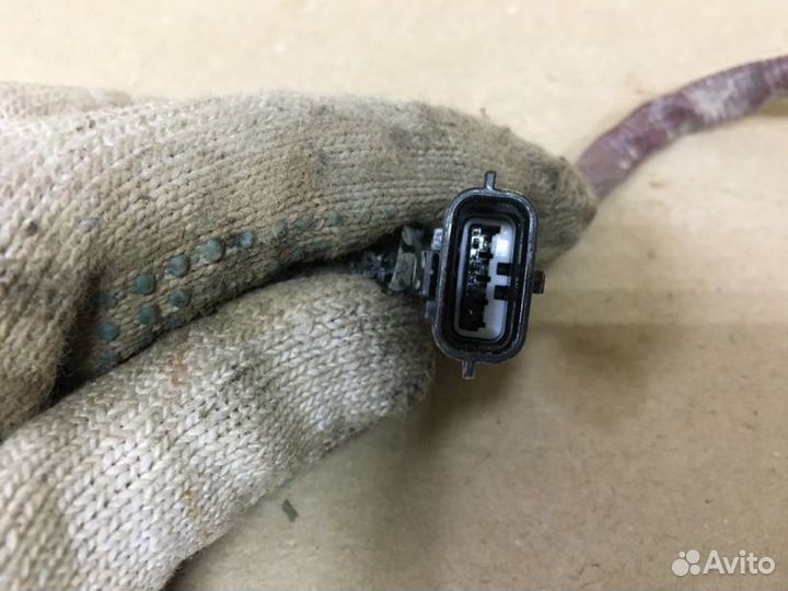 Датчик кислорода передний Nissan Terrano 3 D10 F4R