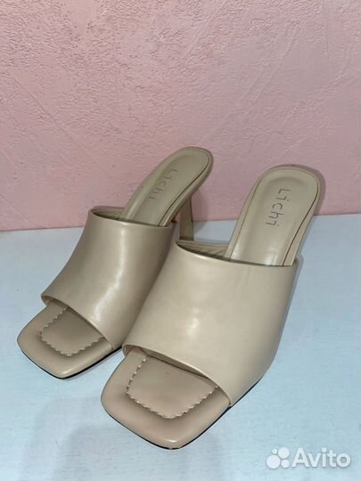 Туфли женские на каблуке