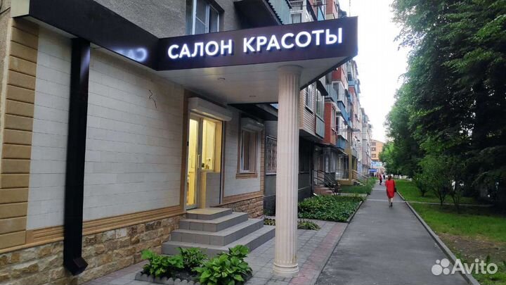Мастер в салон красоты