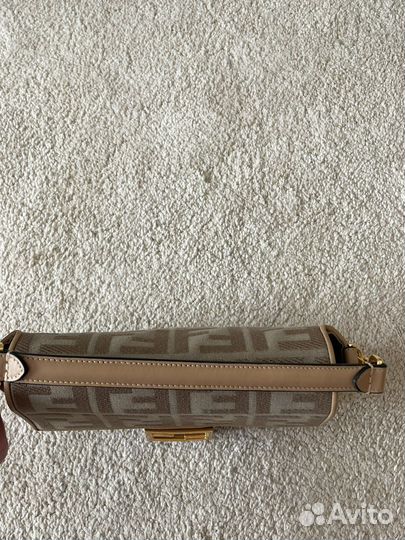 Сумка fendi baguette