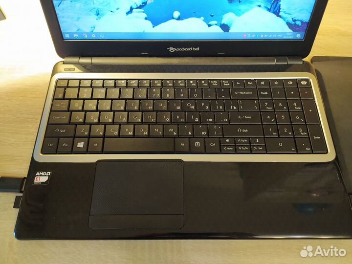 MSI Packard Bell MS2384 + монитор Samsung