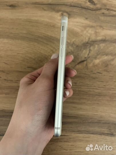 iPhone 7, 32 ГБ