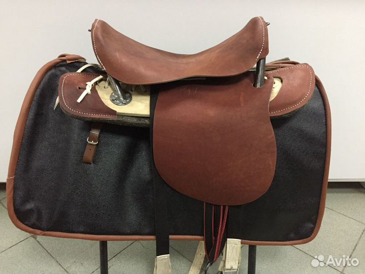 Седло кавалерийское