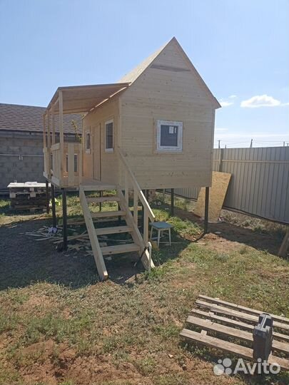 Детский игровой домик деревянный