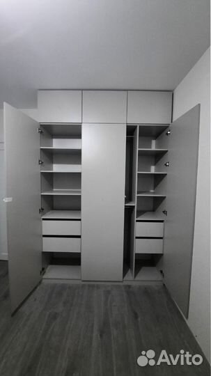 Шкаф распашной на заказ