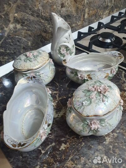 Набор конфетниц и салатниц