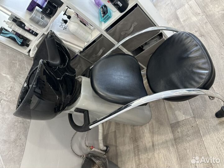 Продам парикмахерское оборудование