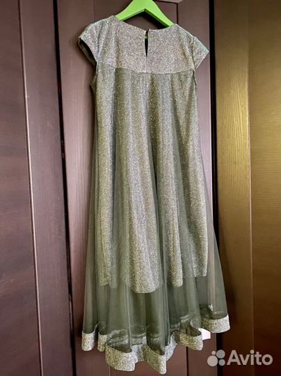 Нарядное платье для девочки размер 134