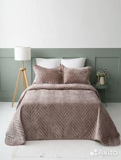 Покрывало стеганое велюровое