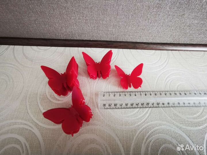 Декоративные пластиковые бабочки