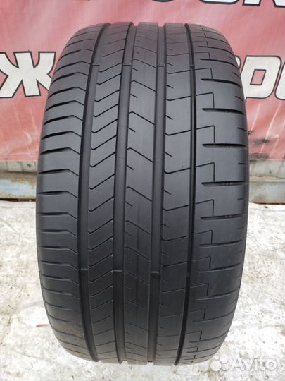 Pirelli P Zero 275/40 R22