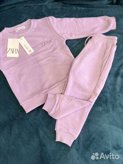 Костюм однотонный на девочку110-116р