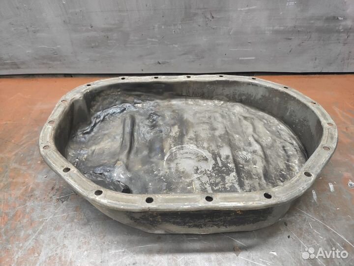 Масляный поддон Mercedes m110