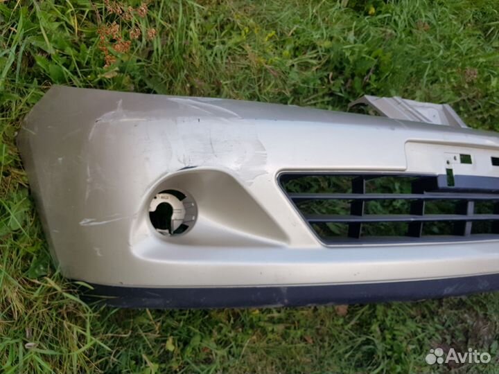 Бампер nissan tiida
