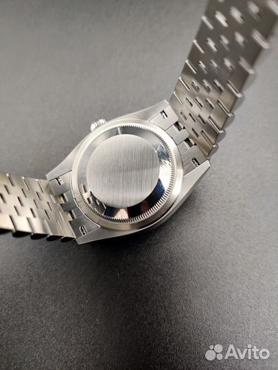 Часы женские Rolex Datejust 36 мм 126234