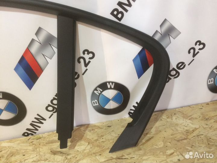 BMW E90 Рамка двери задняя правая с Японии