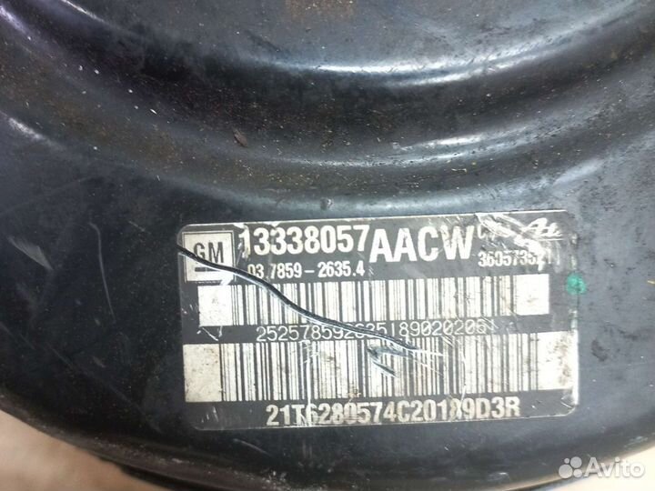 Вакуум с гтц Опель Астра J правый руль