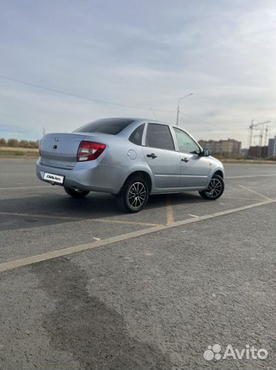 LADA Granta 1.6 МТ, 2013, 112 000 км