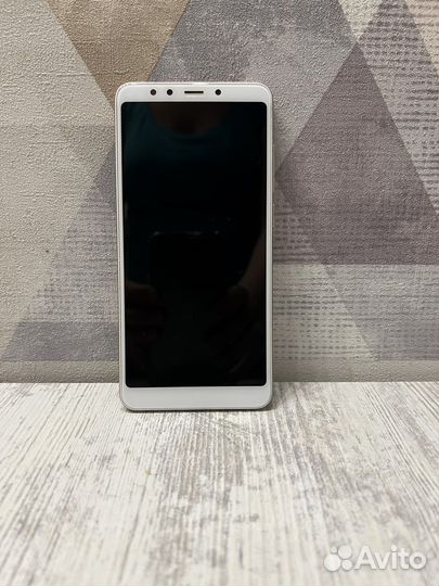 Смартфон xiaomi redmi 5