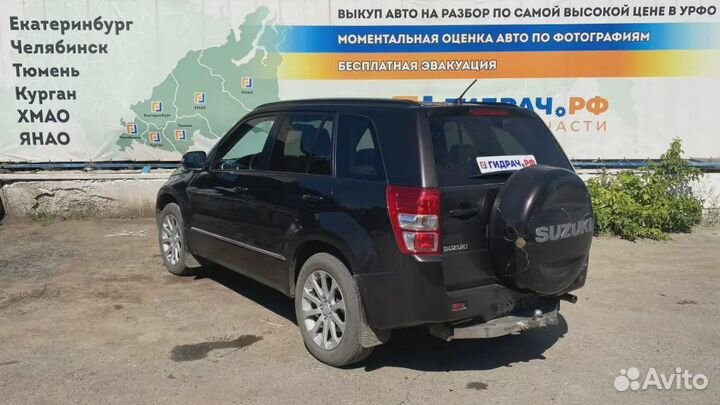 Кожух рулевой колонки верхний Suzuki Grand Vitara