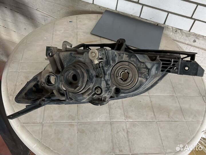 Фара левая на mazda 3