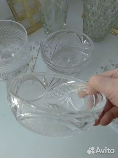 Х русталь:Ваза,салатники,пиалы