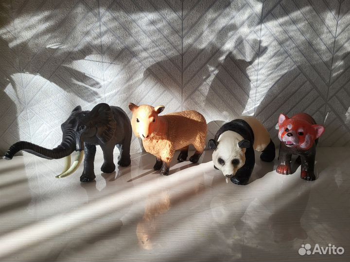 Игрушки фигурки животных