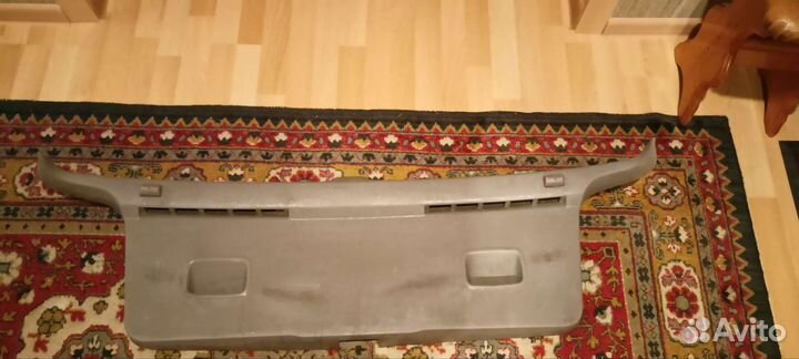 Обшивка 5 двери VW Golf 4