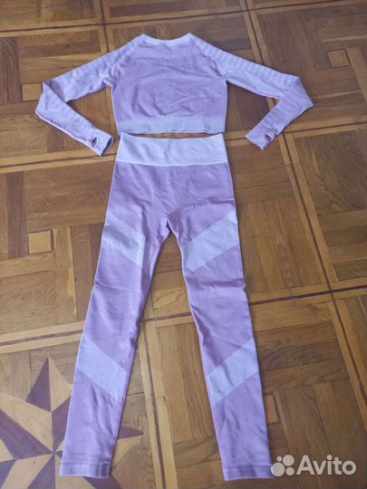 Костюм для фитнесса