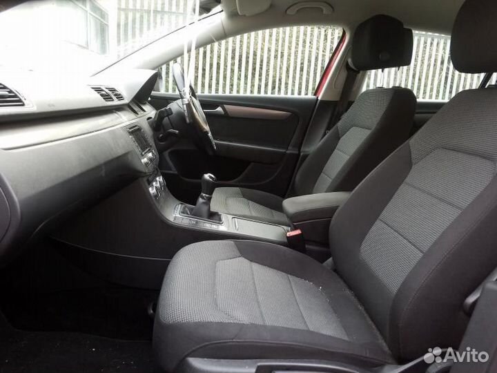 Разбор на запчасти Volkswagen Passat 7