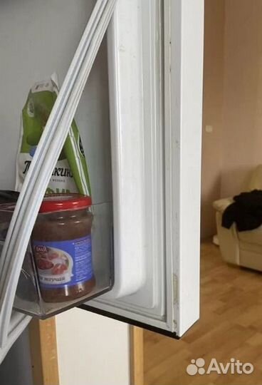 Уплотнитель для холодильника Стинол RF NF 305A.008