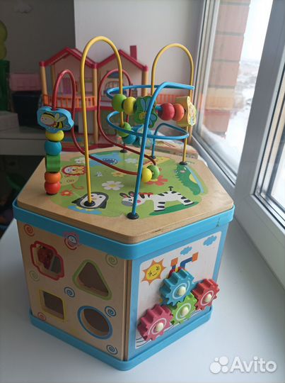 Бизиборд деревянный и лабиринтом