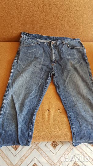 Джинсы мужские