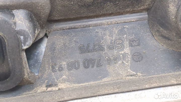 Подсветка номера Mercedes ML W164, 2008