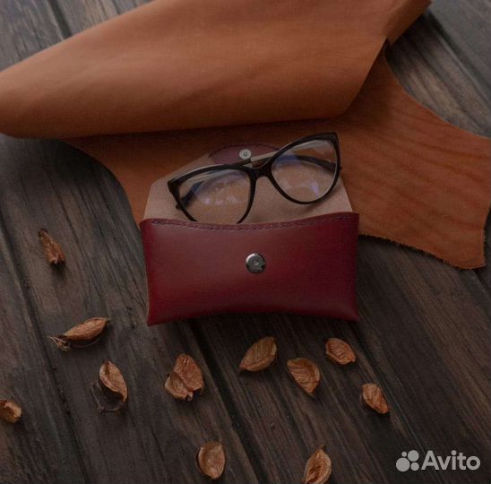 Футляр для очков кожаный