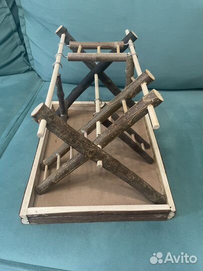 Игровая площадка для попугая