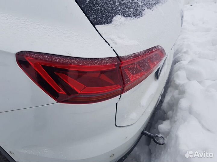 Volkswagen Touareg III 2018г (дизель) по запчастям