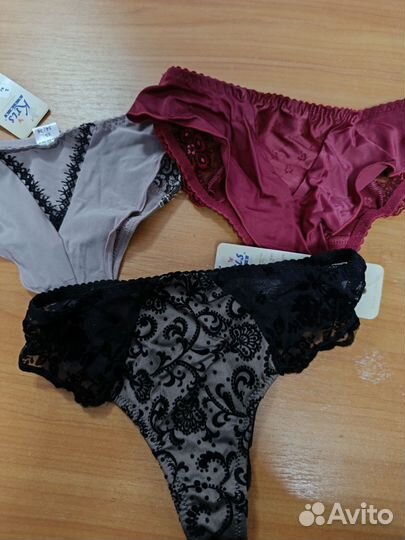 Трусы женские стринги. Размер XS