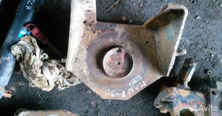 Площадка подушки верхняя MAN F90