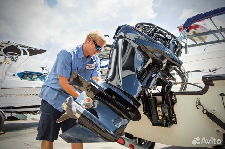 Механик по ремонту лодочных двигателей и катеров