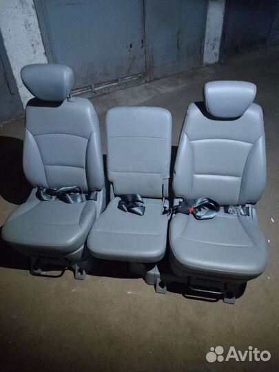 Сиденья салона Hyundai Grand Starex